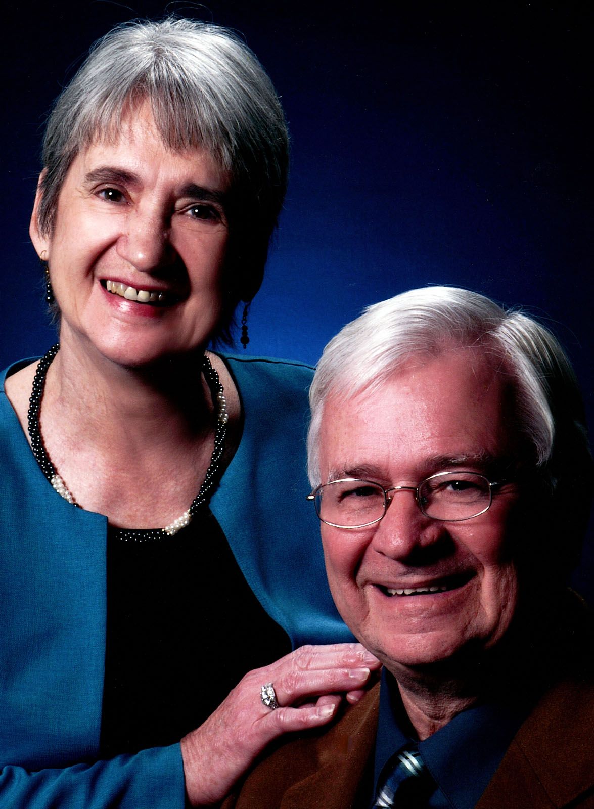 David and Lee Stewart Founders CARE International Inc 151e1081