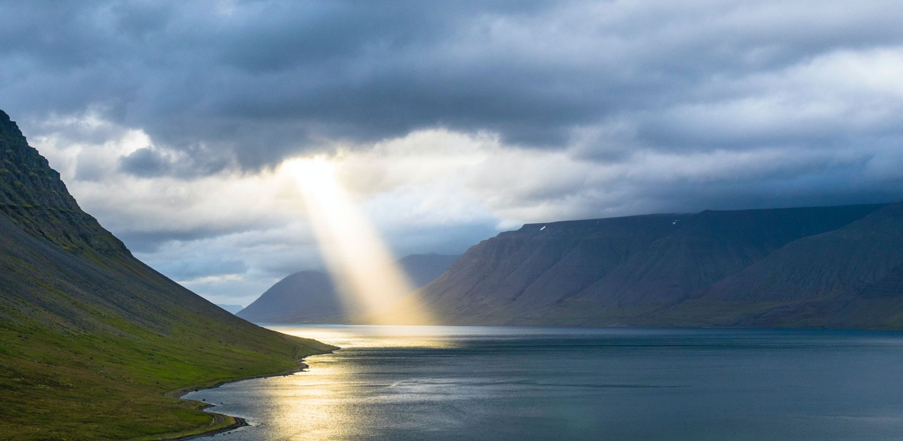 Lee's Departure - Volume 15, Number 1